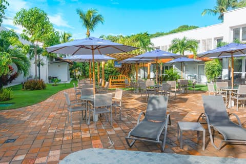 Pipa Atlantico, Pool