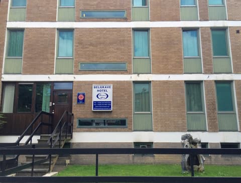 The Maiden Oval, General view