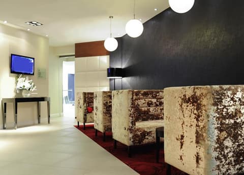 London Bloomsbury Square Hotel By IHG, Lobby