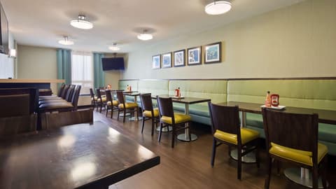 Best Western Plus Durham Hotel & Conference Centre, Restaurant