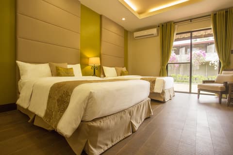 Montebello Villa Hotel, Room