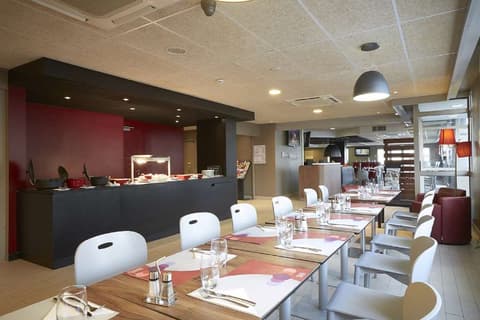 Kyriad Le Blanc-Mesnil, Restaurant