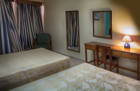 Hotel Paseo Habana, Room