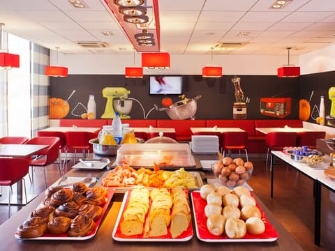 ibis Malabo, General view