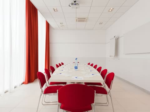 ibis Malabo, General view