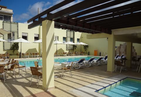 Cubanacan America Hotel, Pool