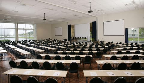 Grand Hotel Skei, Conferences