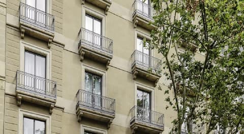 H10 Urquinaona Plaza, General view