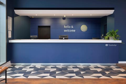 Travelodge Manchester Central Arena, Lobby