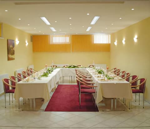 Lilienhof, Conferences