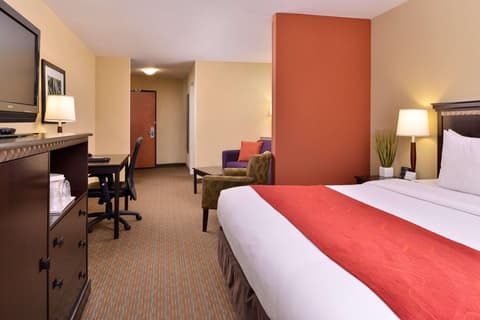 Comfort Suites Urbana Champaign, University Area, Room