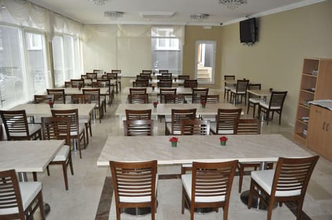 Hotel Prestige, General view