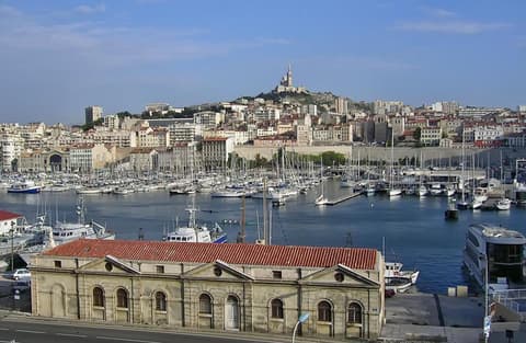 Maison Montgrand Marseille Vieux Port, Sports and Entertainment