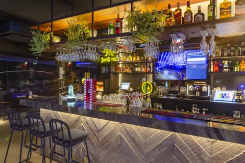 Intercity Salvador, Bar