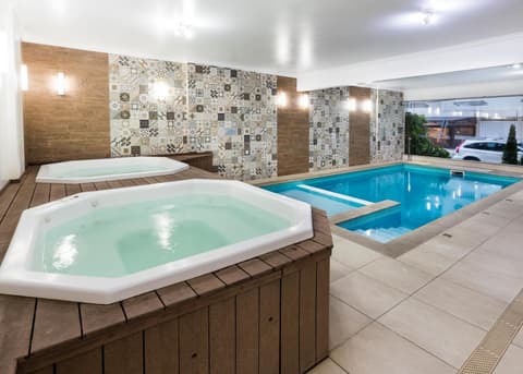 Bella Camboriu, Pool