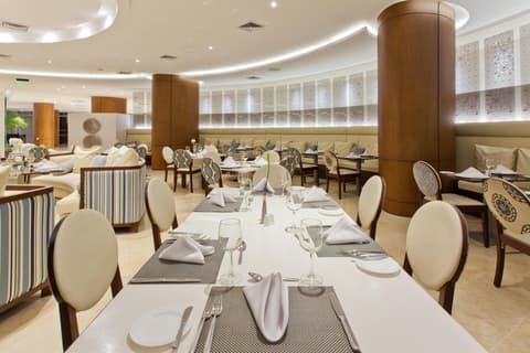 Holiday Inn Cartagena Morros, Restaurant