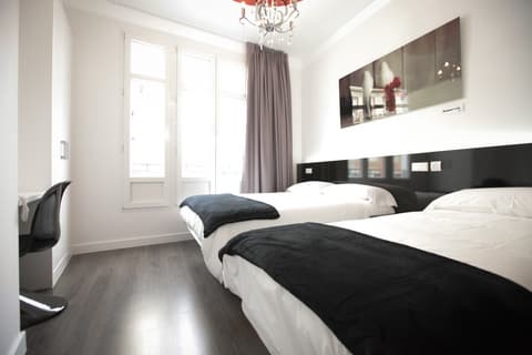 Vitium Urban Suites, Room