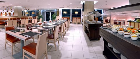 NH Capri La Habana, Restaurant