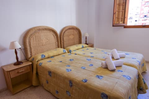 Valencia Port Saplaya Apartamentos, Room