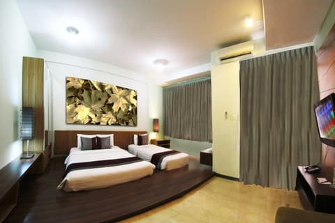 Valore Hotel Cimahi, Room