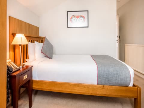 The Regency, Clifton Bristol by Belvilla, Room