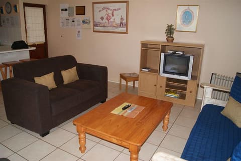 Serengeti Self Catering Units, Room