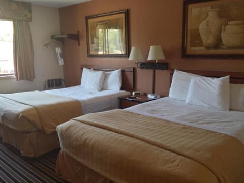 Rodeway Inn Colorado Springs, Room