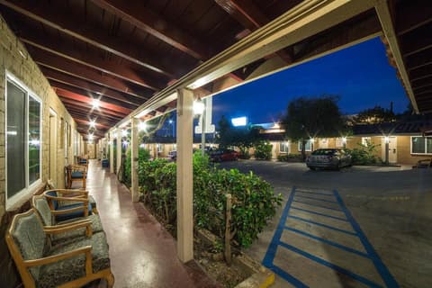 El Patio Inn, General view