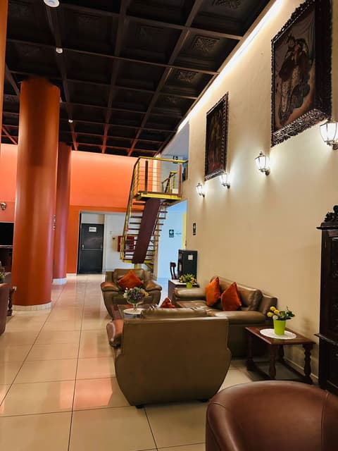 Hotel Continental Lima, Lobby