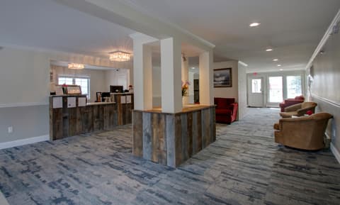 Ogunquit Tides, Lobby