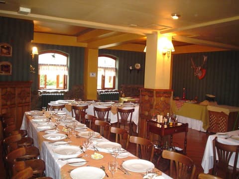 Isla Rey Jorge, Restaurant