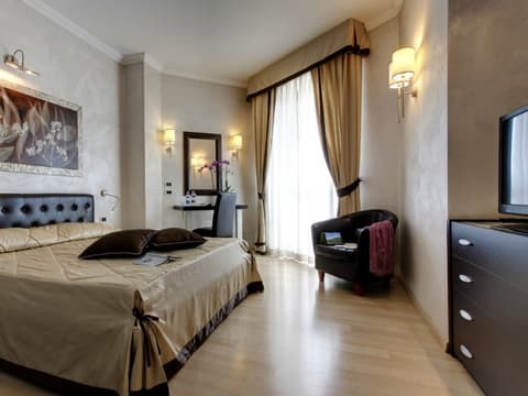 Hotel Panoramic Plaza, Room