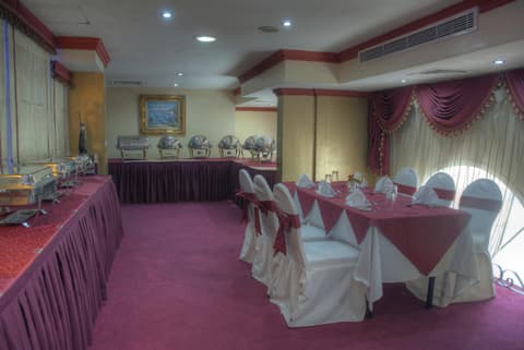 Al Maha Regency Hotel Suites, Conferences