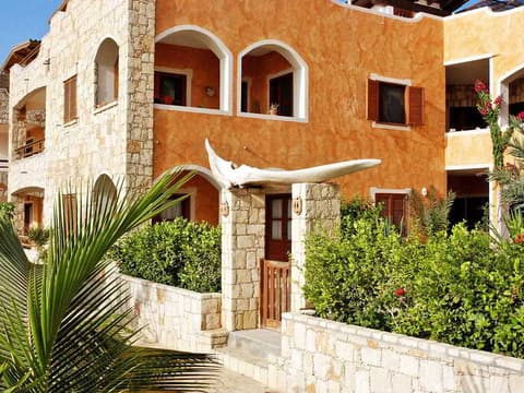 Ca Nicola, General view