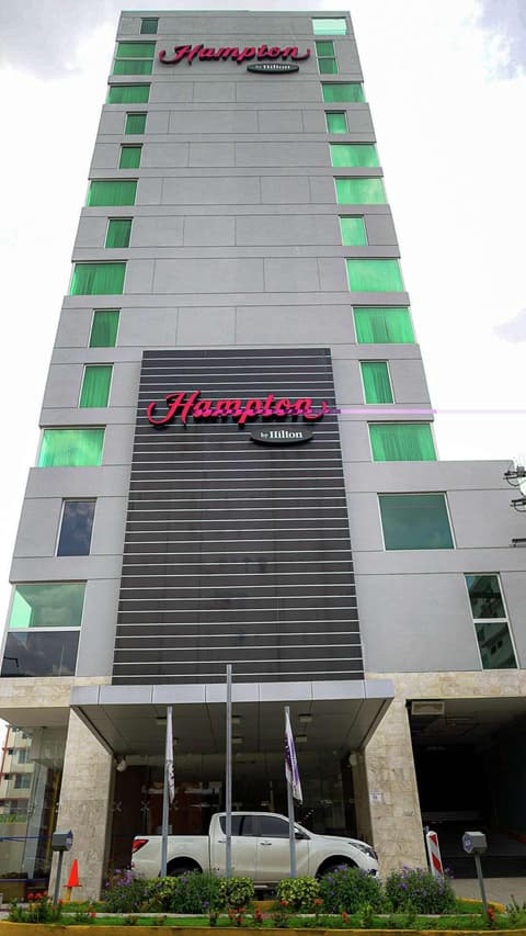 Hampton By Hilton Panama, General view