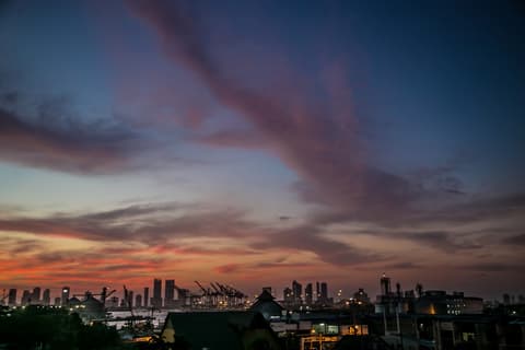 Avenida Buenos Aires, General view
