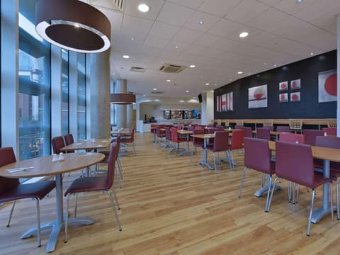 Travelodge Windsor Central, Restaurant