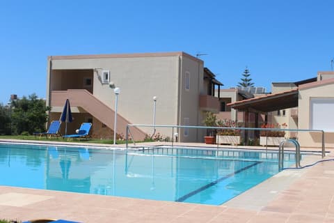 Dimitra & Evdokia Hotel, General view