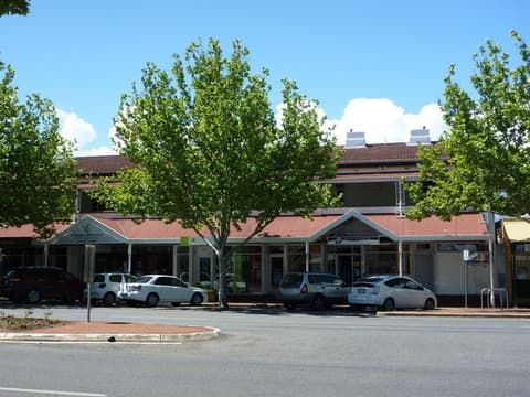 Adelaide Travellers Inn Backpackers, General view