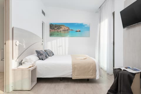 Llaut Boutique Hotel, Room