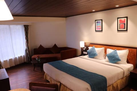 Sterling Darjeeling, Room