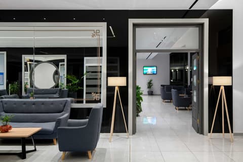 Virginia Family Resort, Lobby