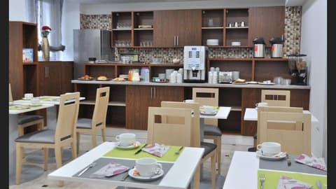 City Hotel Alger, Restaurant