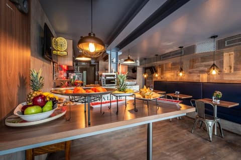 Blue Concept, Restaurant