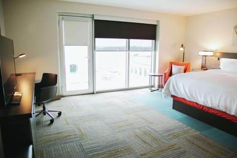 Hilton Garden Inn Fredericton, Room