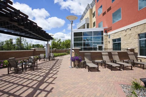 Courtyard Minneapolis Maple Grove/Arbor Lakes, General view