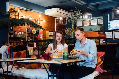 Socialtel La Paz, Restaurant