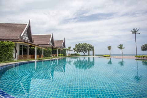 Aura Samui Best Beach Hotel, Pool
