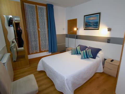 Pensión Irune, General view