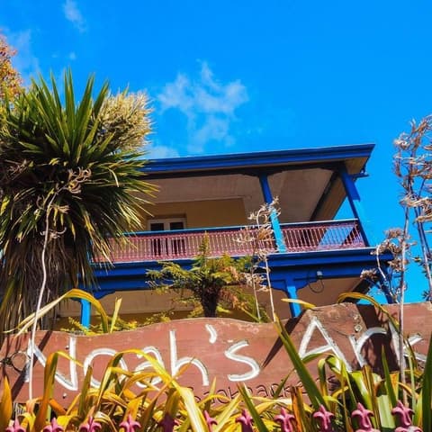 Noah's Ark Backpackers, General view